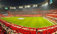 九游娱乐-世界排名争夺战焦点战，76人全面压制雷霆，攻防一体尽显冠军相