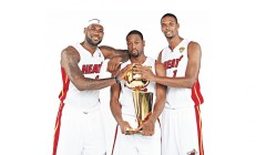 九游体育直播-猛龙对阵雄鹿，塔图姆赛后评分拉满，一场超越数据的对决