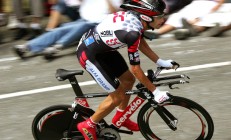 九游游戏-迪巴拉爆发点燃阿根廷希望，乌拉圭提前终结悬念令冰岛黯然退场