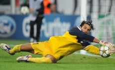 九游VIP-赛道风云，佩雷兹领军，梅赛德斯完胜迈凯伦