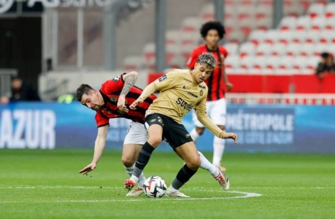 里昂遭遇对手逆转，遗憾战平收场的简单介绍