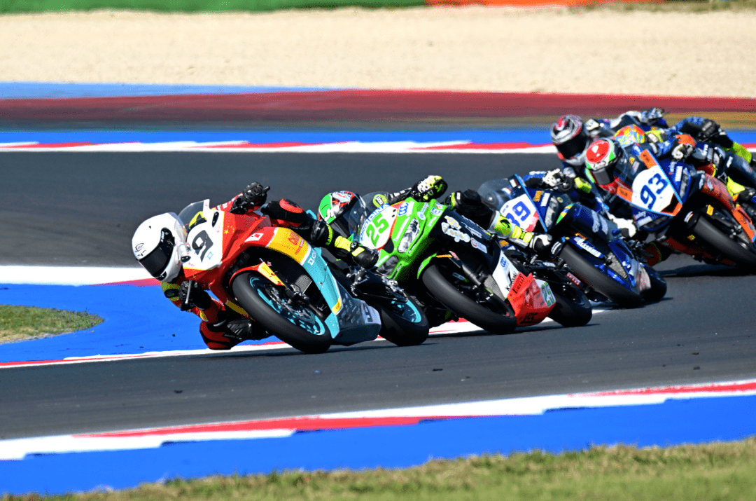 荷兰队在悉尼遭遇挑战：欧洲国家锦标赛揭示能力的简单介绍