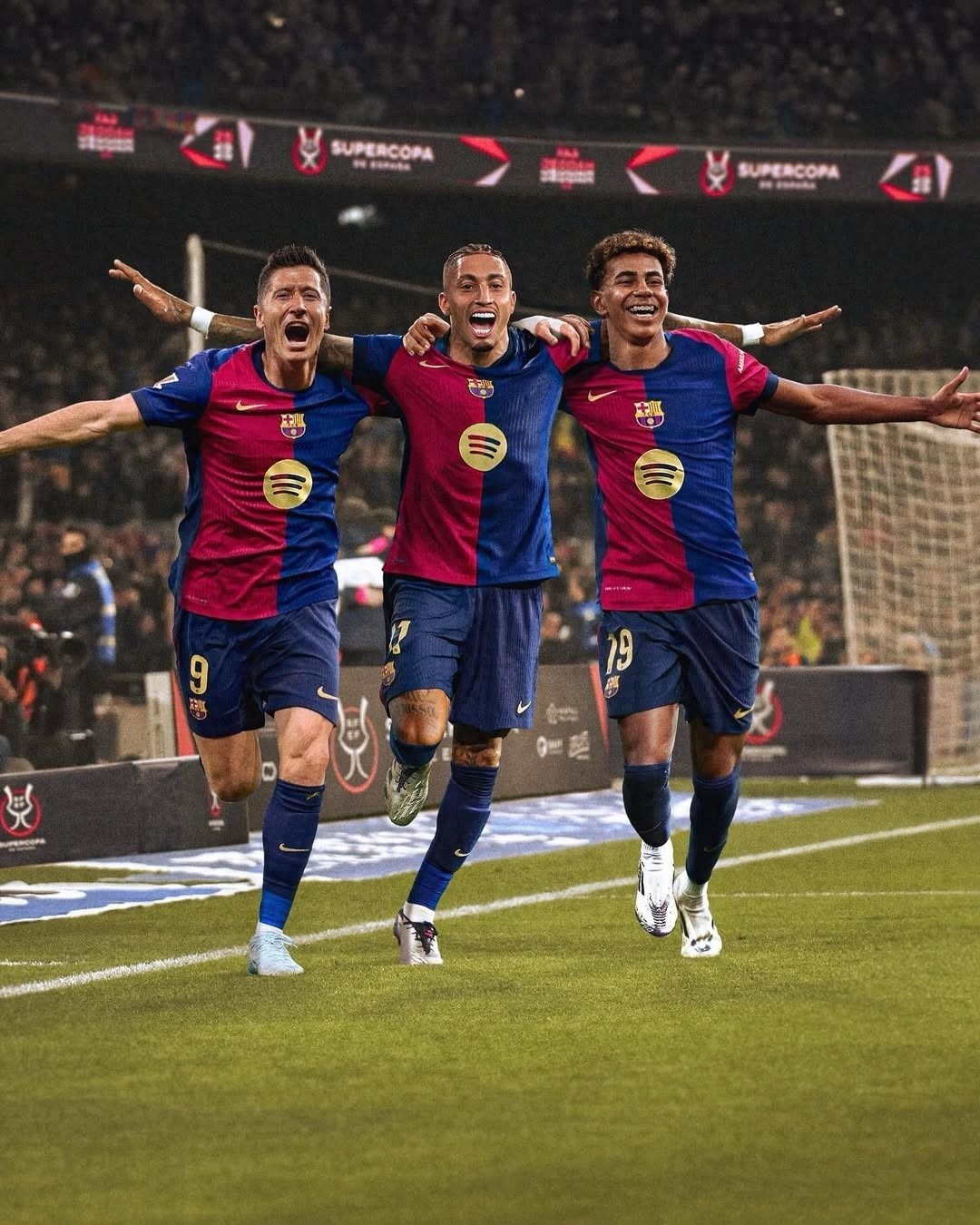 西班牙足球极致对决，球员发挥出色