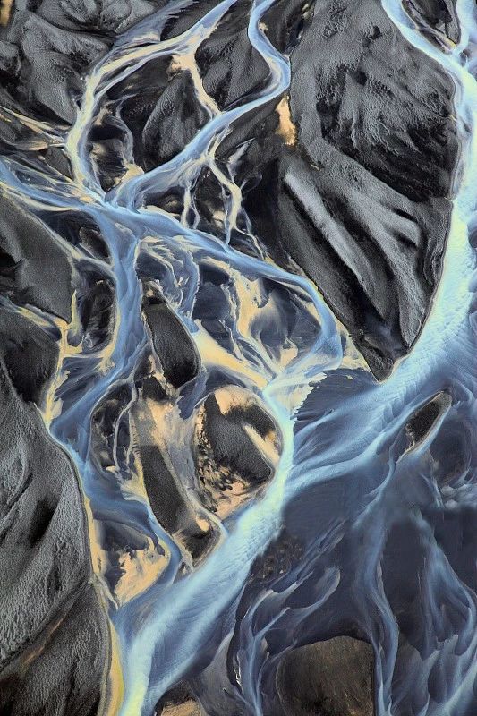 冰岛-击败摩洛哥，小组出线前景看好的简单介绍