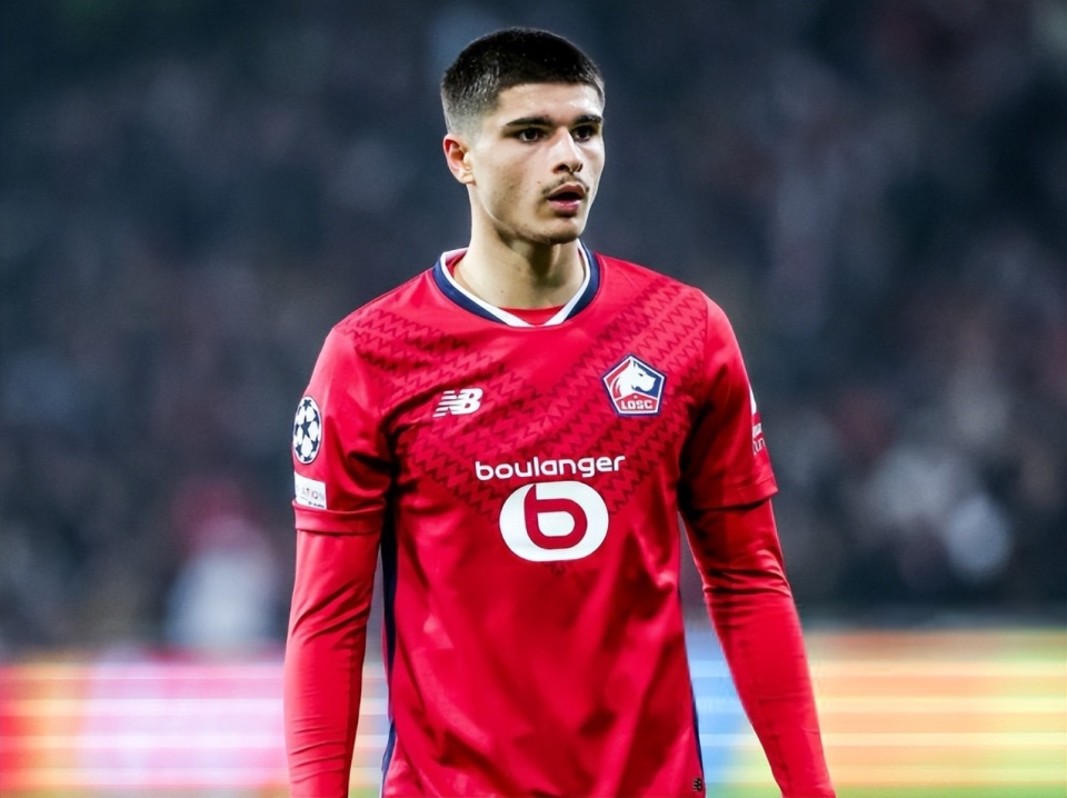 比利时球队引进新锋将，球员是否有机会跻身首发？的简单介绍