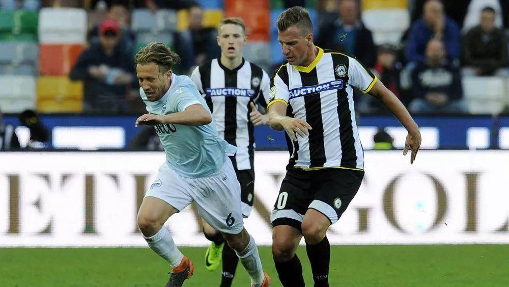 乌迪内斯主场击败维罗纳，欧战热门队登顶排名大涨的简单介绍