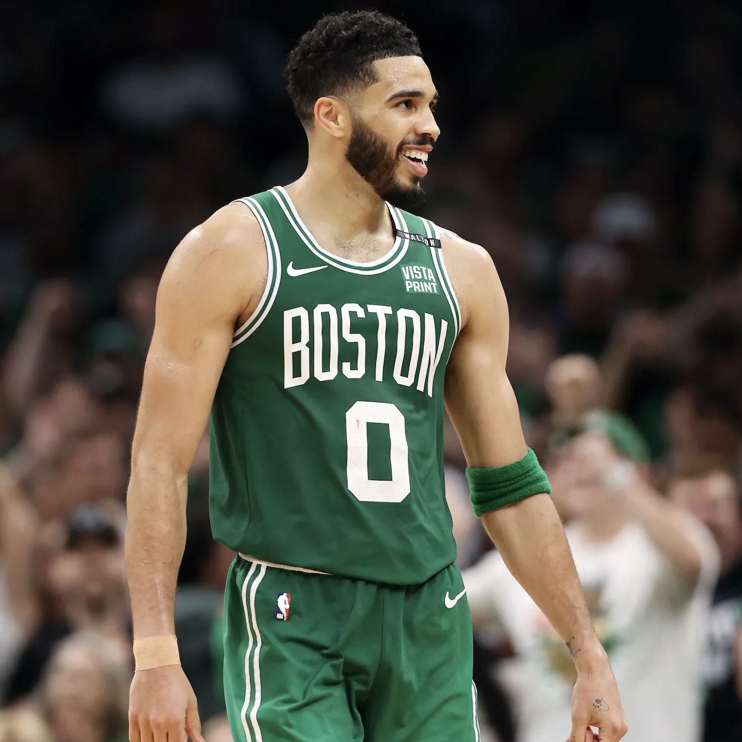 凯尔特人后卫杰森·塔图姆发挥出色被誉为未来之星的简单介绍