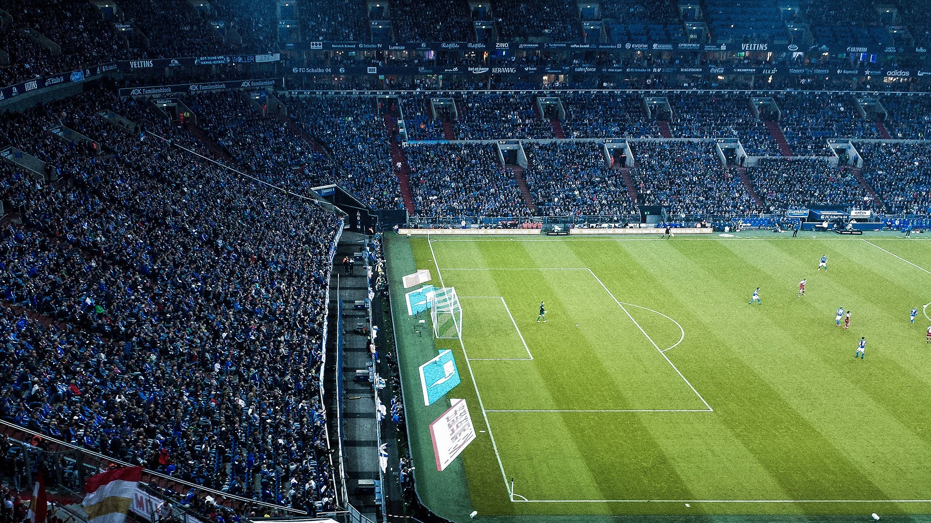 杰伦·格林爆发，篮网巅峰对决力克湖人