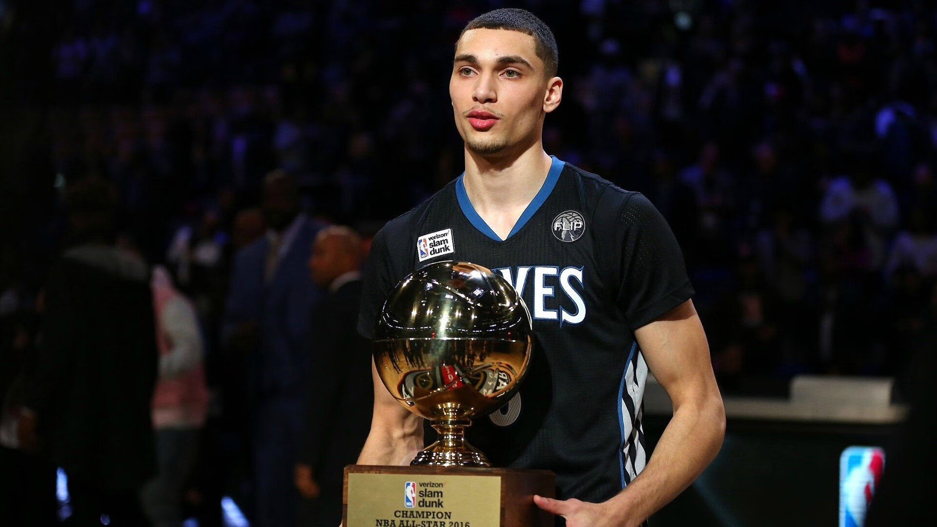 克莱·汤普森展现巨星价值，公牛全面压制老鹰，一场团队与个人英雄主义的双重奏